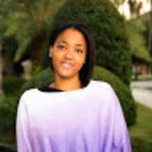 Meet your Posher, Lydia